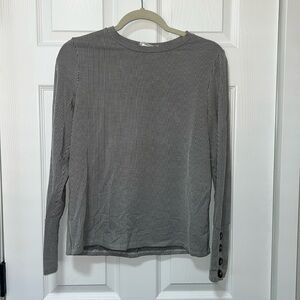 Stripped shirt long sleeve